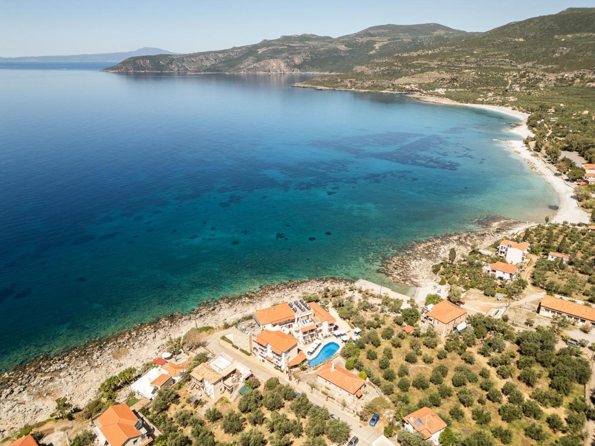 Hotel Liakoto Kardamyli Exterior photo